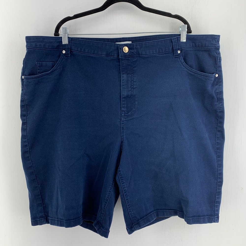 Catherines Women 30W Sateen Stretch Bermuda Shorts Coastal Nautical Summer Blue